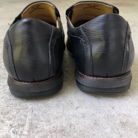 American  classics by De L aRentis slip ons main image 6